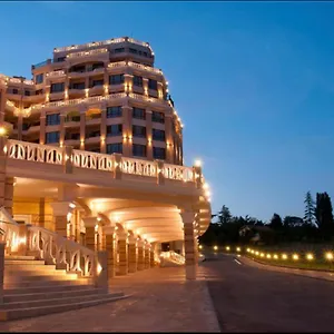Апартаменты Piramida Cabacum Beach