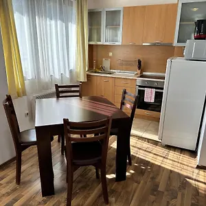 Apartament Ramada 2 -